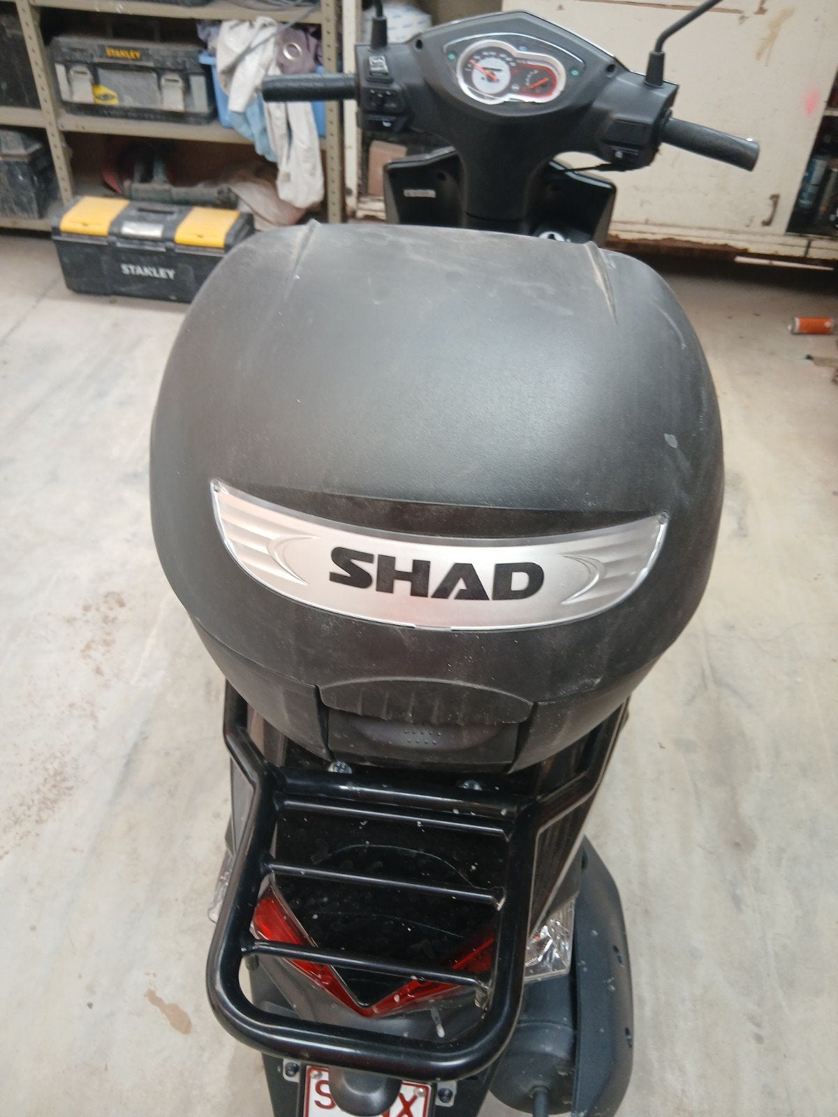 bac pour scooter, Enlèvement ou Envoi, Comme neuf, SAD
