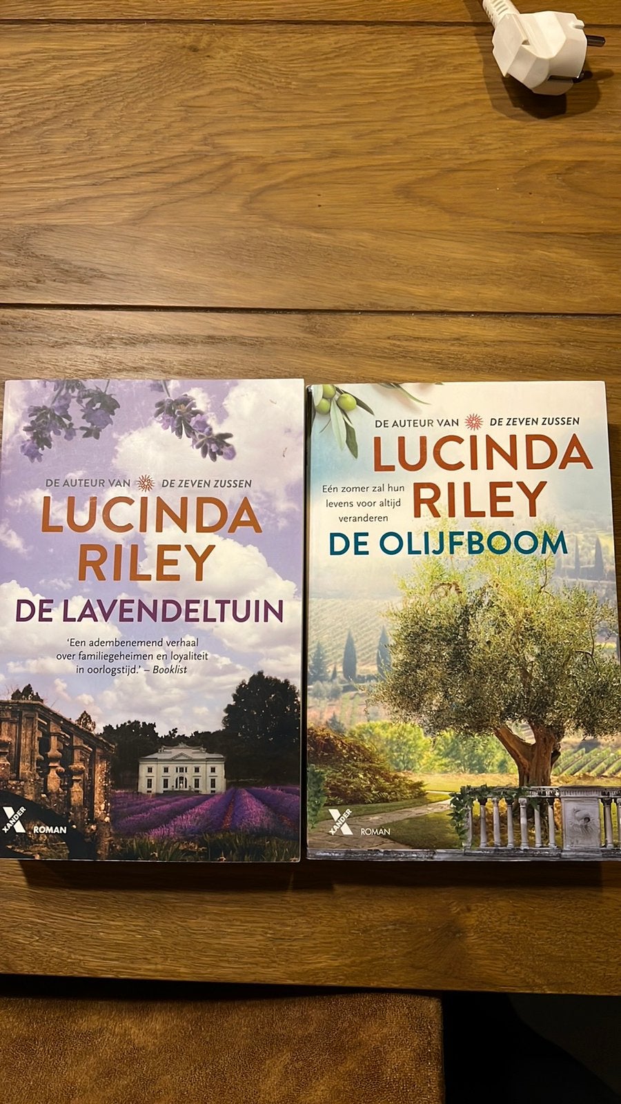 Lucinda Riley, Enlèvement ou Envoi, Comme neuf