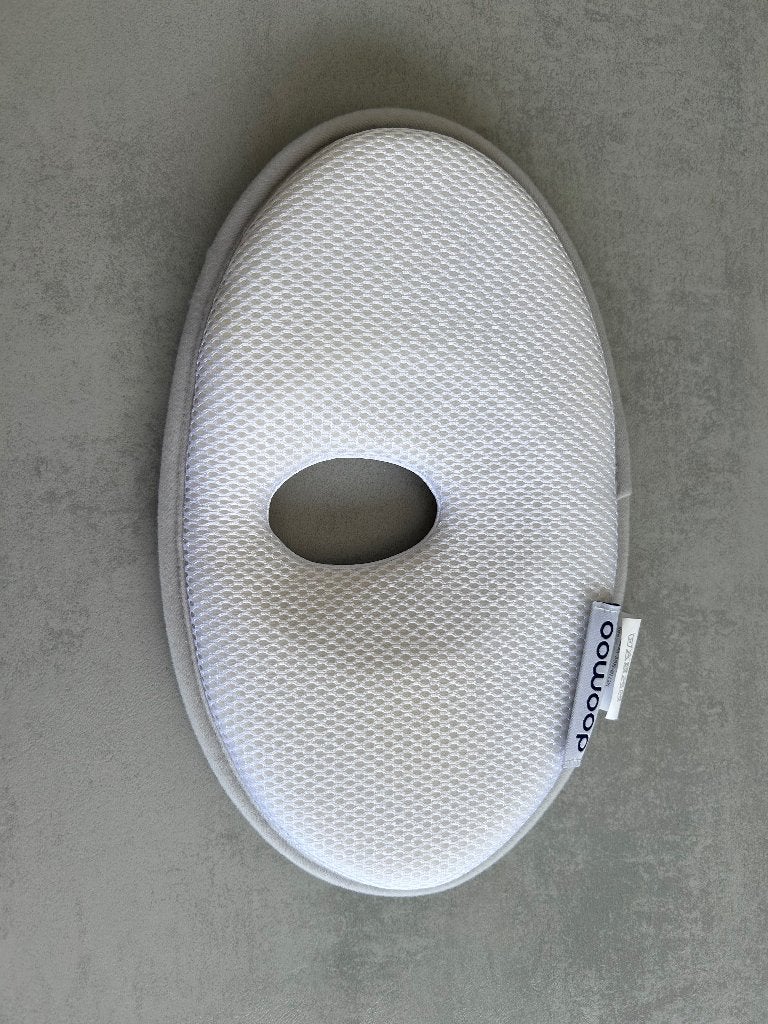 Baby ergonomisch hoofdkussen, Ophalen, Jongetje of Meisje, Wit, Zo goed als nieuw