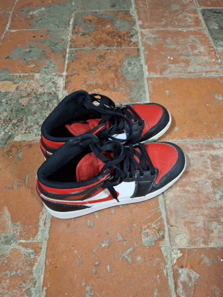 Nike air Jordan maat 39, Vêtements | Hommes, Chaussures, Autres couleurs, Nike, Comme neuf, Enlèvement