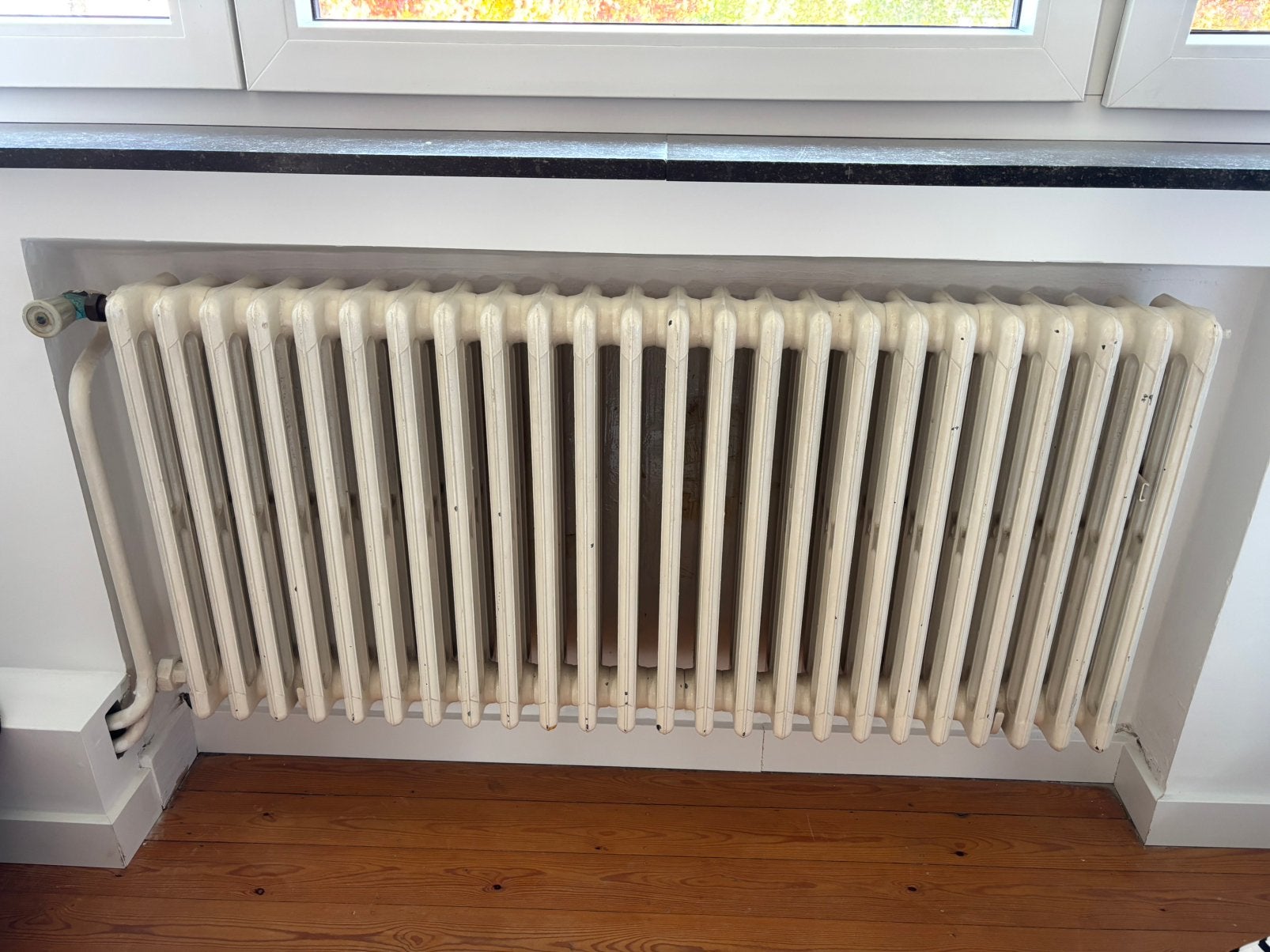 6x Klassieke gietijzeren radiatoren - vintage verwarming, Doe-het-zelf en Bouw, Ophalen, Gebruikt, Radiator