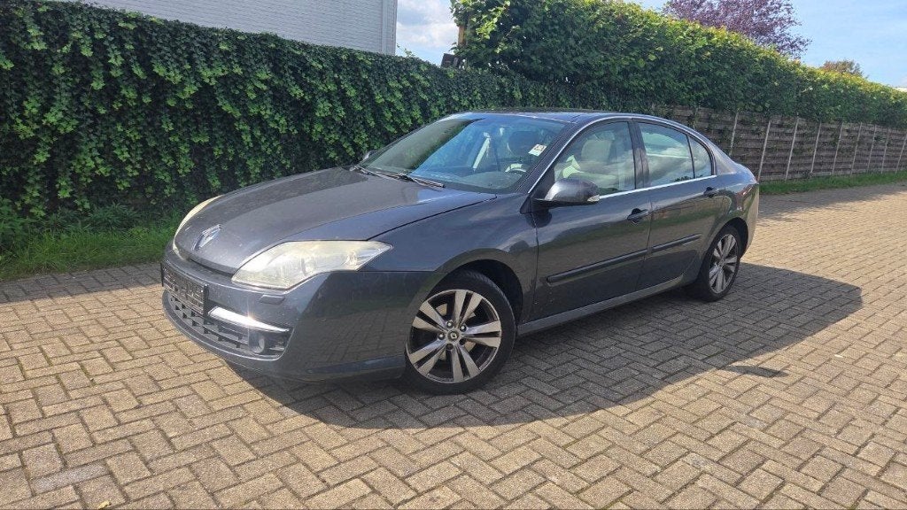 Renault Laguna 1.5 dci van 2010, goede staat, Autos, Argent ou Gris, Achat, 4 portes, Entreprise