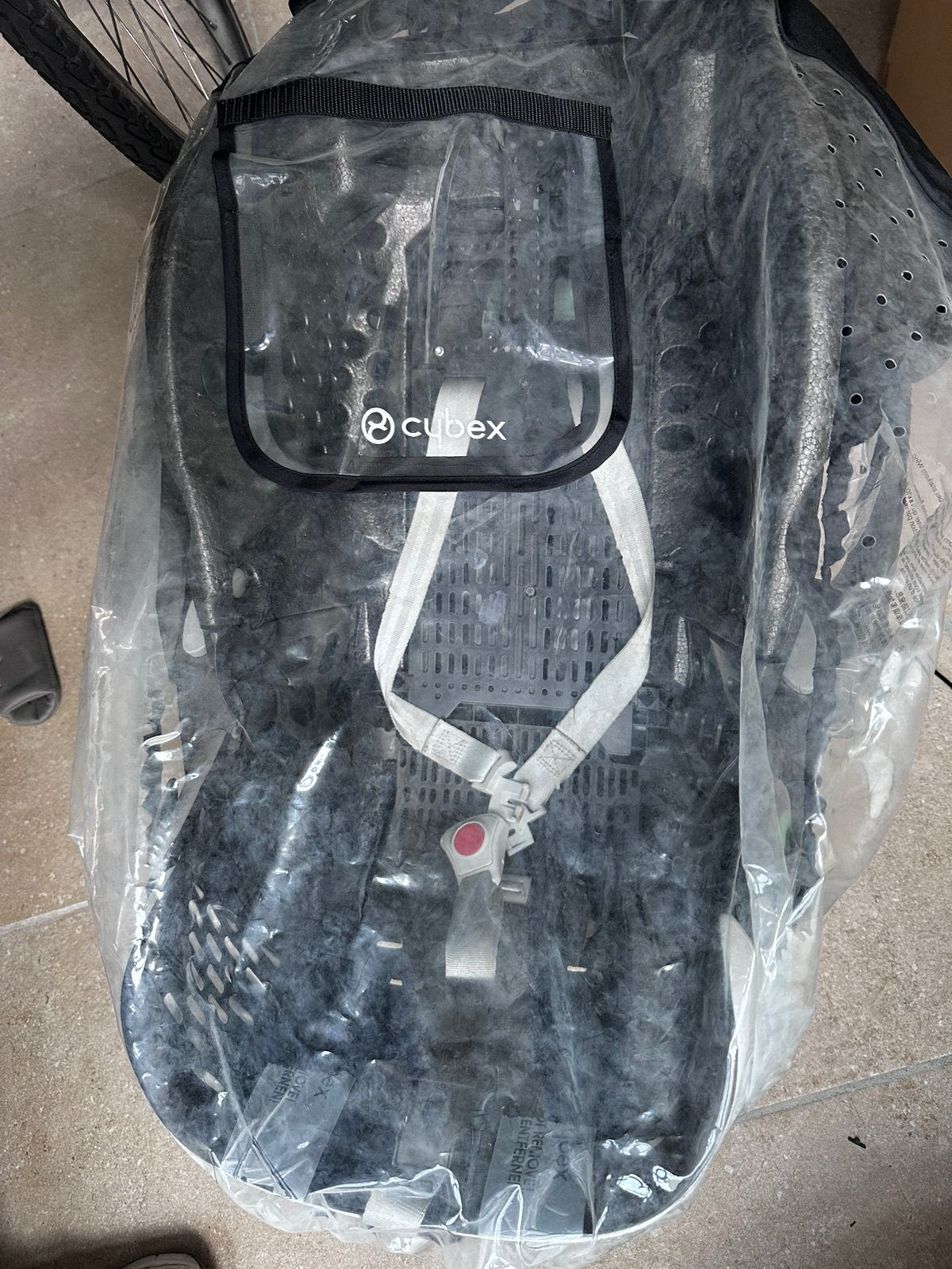Cybex Cloud G i size (siege + base), Enlèvement