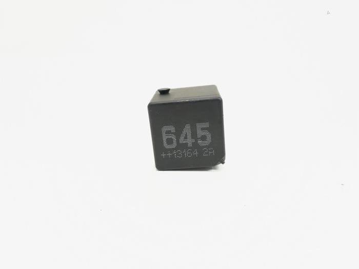 Relais van een Volkswagen Golf, Gebruikt, -, Volkswagen, -