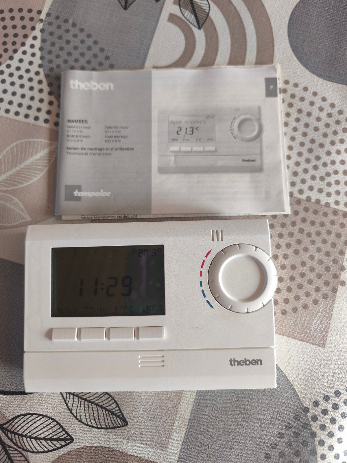 Thermostat programmable chaudière mazout, Bricolage & Construction, Enlèvement ou Envoi, Thermostat