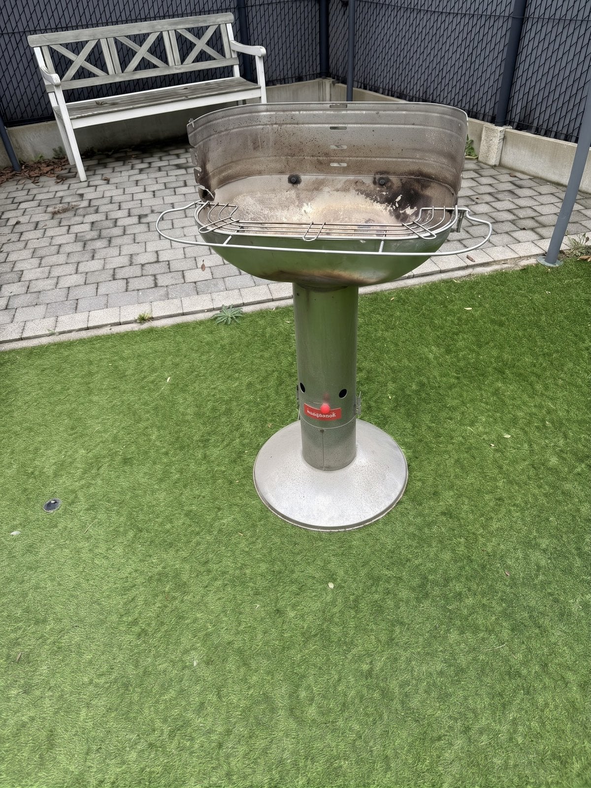 Barbecook RVS houtskoolbarbecue / zuilbarbecue, Ophalen, Gebruikt