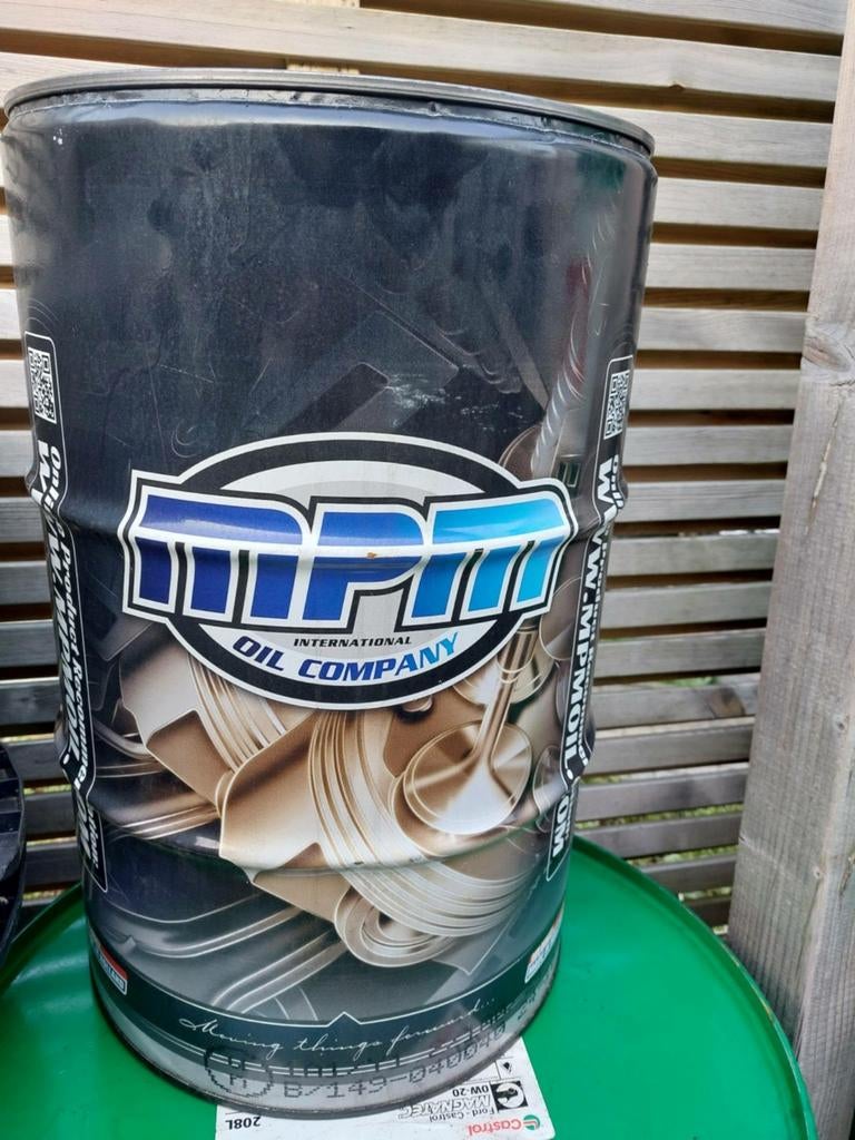 Baril à huile décoratif pour mancave, Collections, Marques & Objets publicitaires, Enlèvement