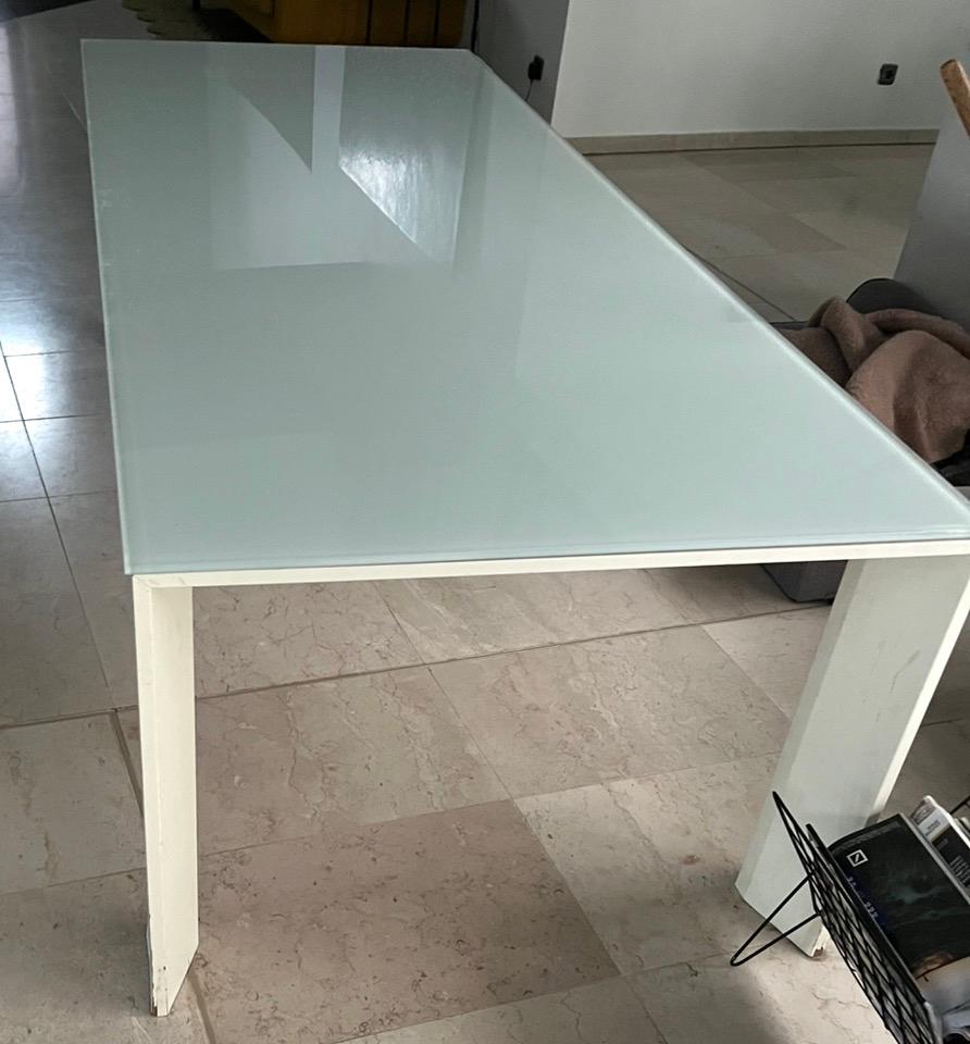 A donner table calligaris, Maison & Meubles, Enlèvement, Utilisé