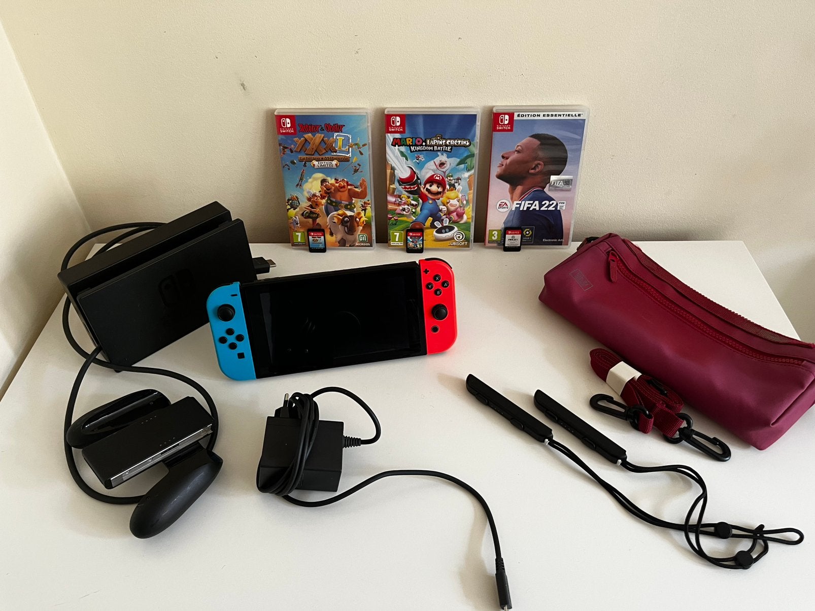 Nintendo Switch + 3 jeux + station d'accueil + accessoires, Switch 2019 Upgrade, Enlèvement ou Envoi, Utilisé, Avec jeux
