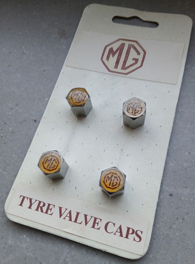 MG type F / TF original valve caps, Autos : Pièces & Accessoires, Pneus & Jantes, Neuf, 4 Saisons, Véhicule de tourisme, Autres dimensions