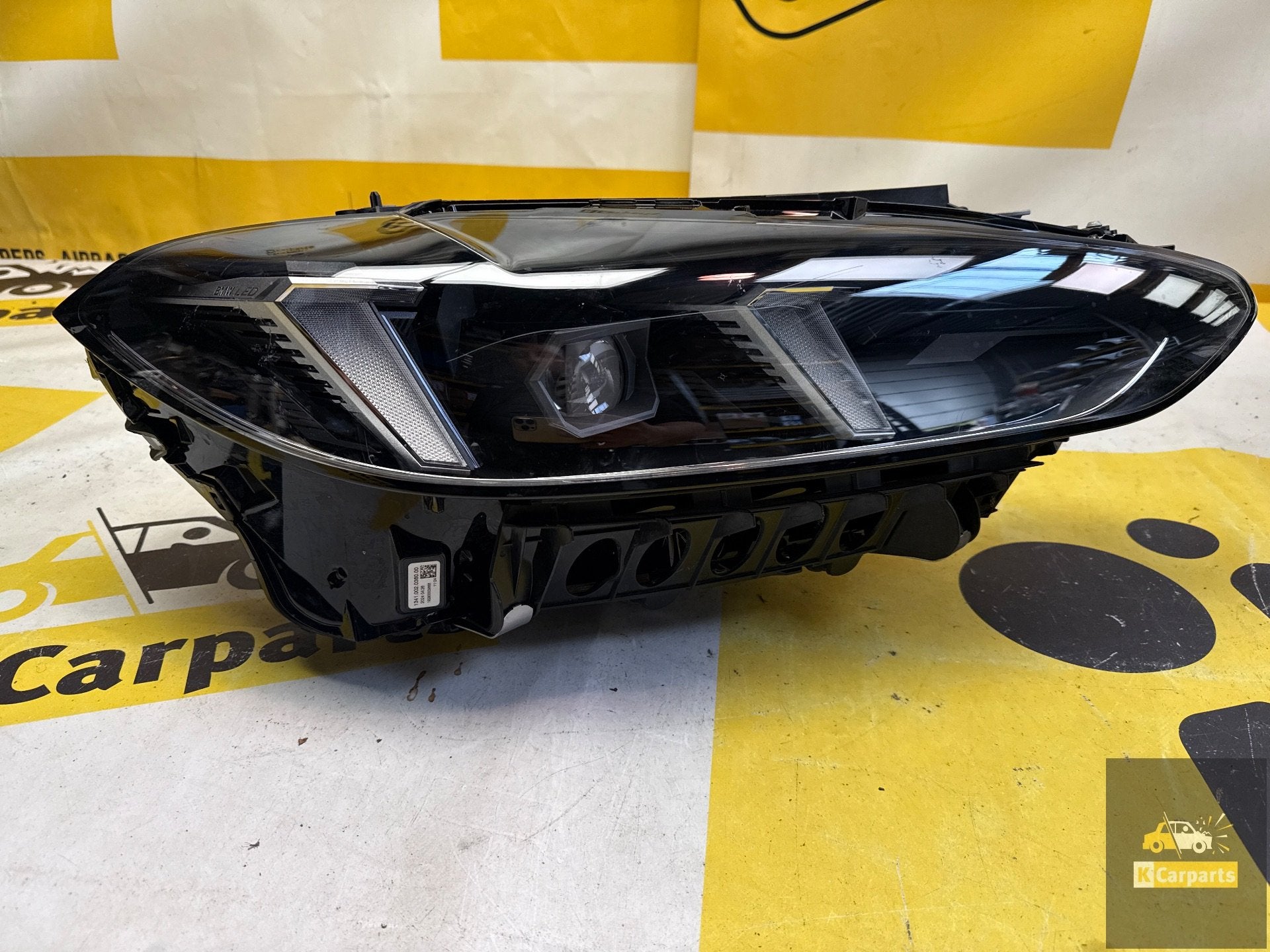 Lampe frontale droite BMW S rie 4 G22 G23 G26 Lift LCI LED 5, Petuelring 130
80788  Munich, DE, Info@bmw.de, Utilisé, BMW
