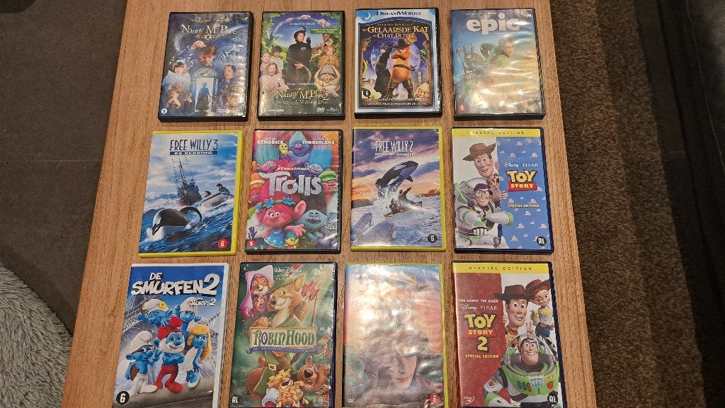 DVD-pakket uit mijn collectie – Kinderfilms, Cd's en Dvd's, Ophalen, Zo goed als nieuw
