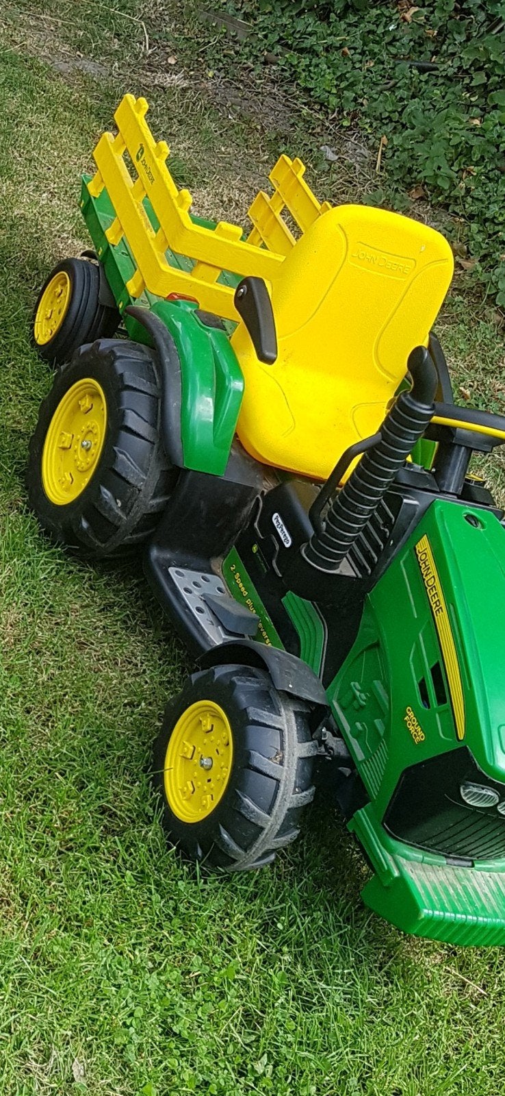 Peg perego tractor + kar en watertank voor 300 samen, Ophalen