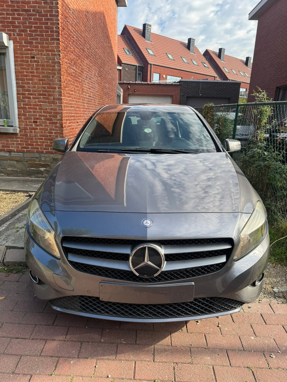 Mercedes A classe 2014 1.6 ( zie beschrijving ), Auto's, Euro 5, Leder en Stof, Overige kleuren, Handgeschakeld