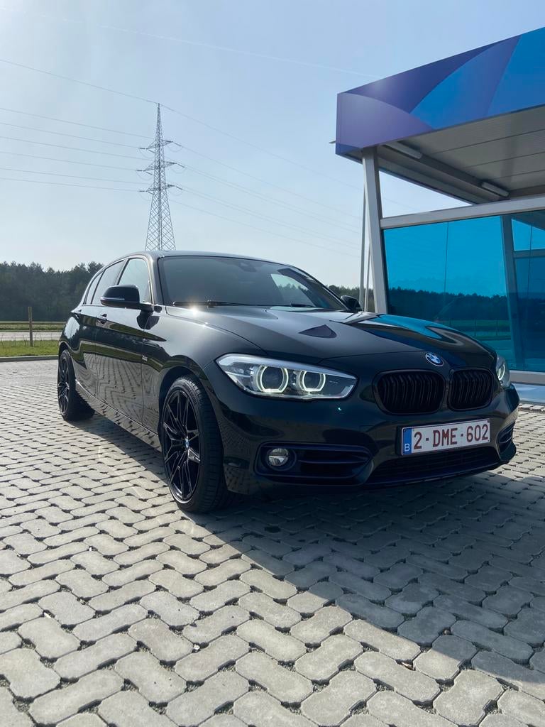 BMW 118i automaat, Auto's, BMW, Zwart, Leder, 5 zetels, 5 deurs