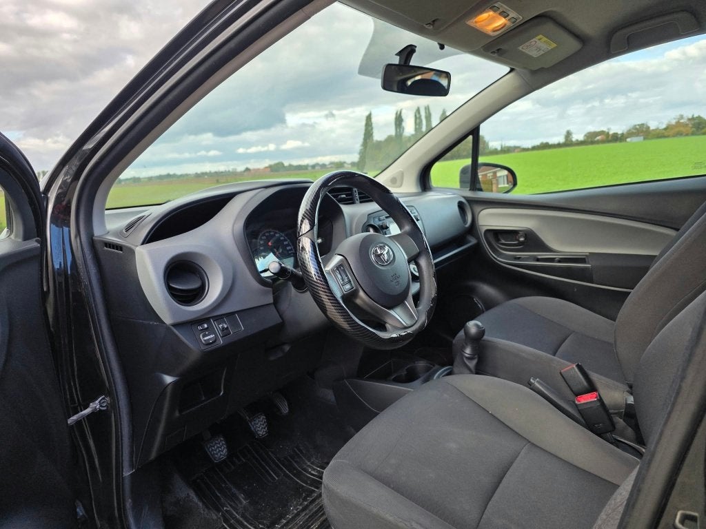 toyota yaris BLANCO gekeurd VVK, Auto's, Dealer onderhouden, Stof, Euro 6, Zwart