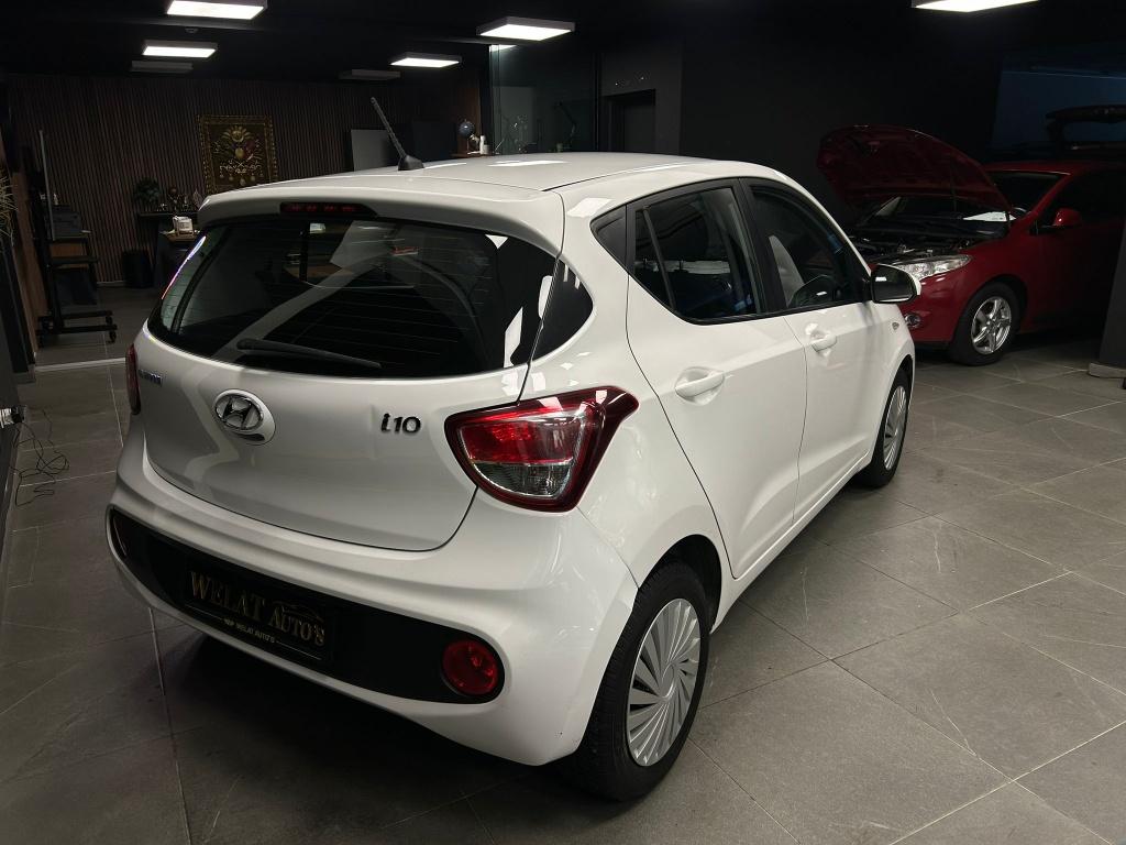 HYUNDAI i10 BENZINE 2017 TOPSTAAT, Auto's, Hyundai, Bluetooth, Wit, Bedrijf, I10
