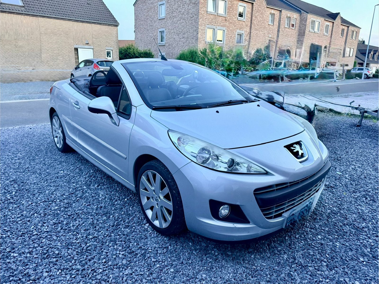 207cc 1.6 ess Airco carpass superbe, Autos, Peugeot, Achat, 63 kW, Entreprise, Cabriolet