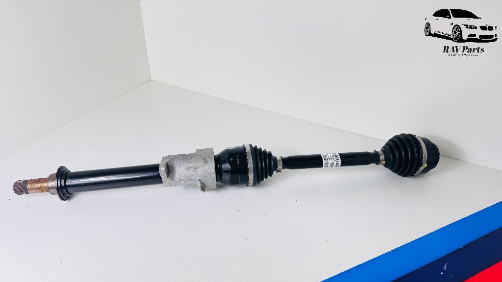 Arbre de sortie avant droit BMW X1 U11 X2 U10 9884798, Enlèvement ou Envoi, Utilisé, BMW