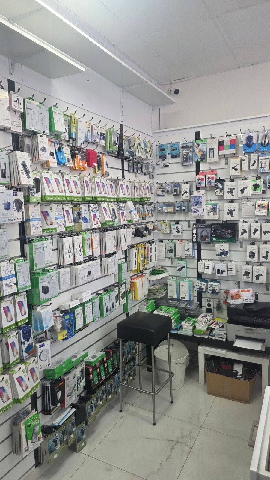 gsm winkel, Ophalen