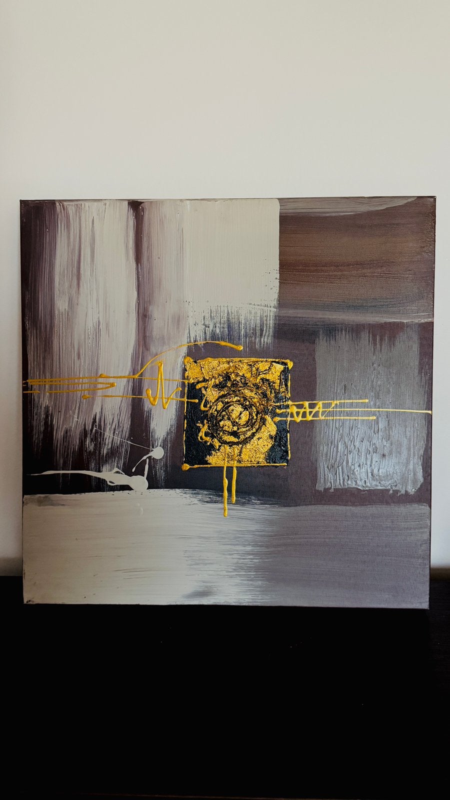 Modern abstract schilderij met goudaccenten, Ophalen