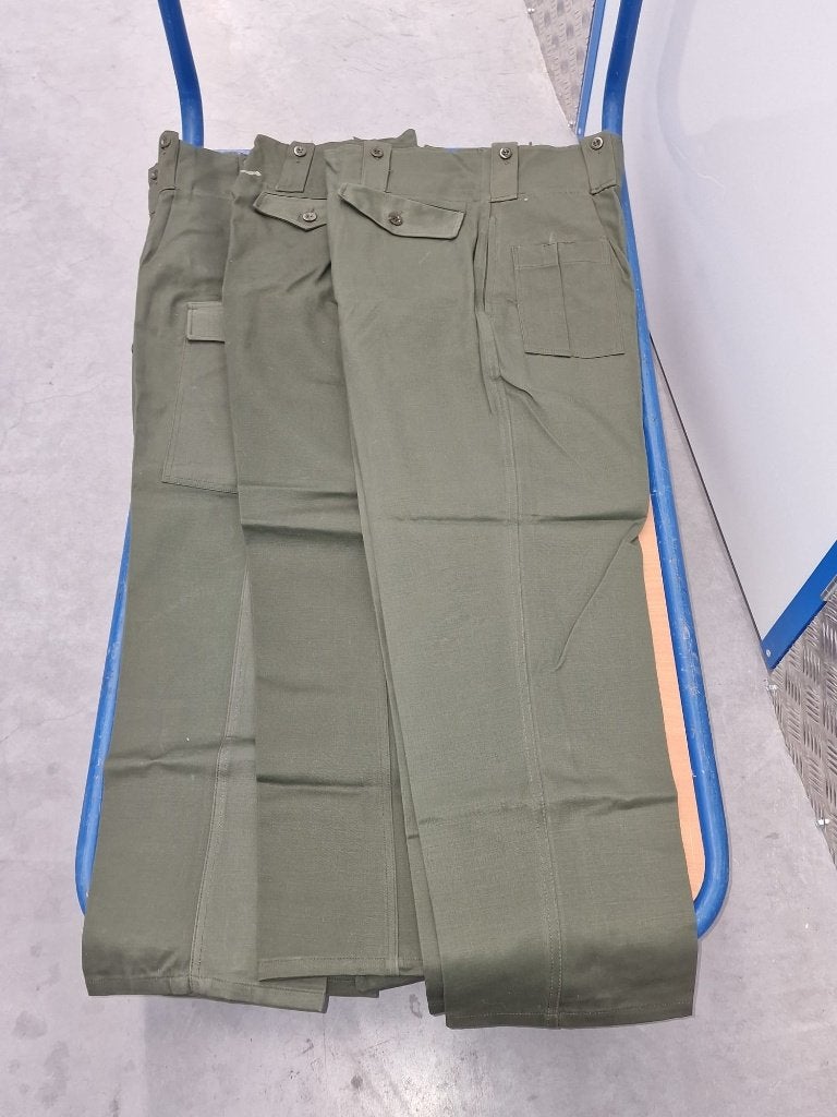 3 ABL Broeken maat 5D dated 1970, Verzamelen, Ophalen of Verzenden, Landmacht, Kleding of Schoenen