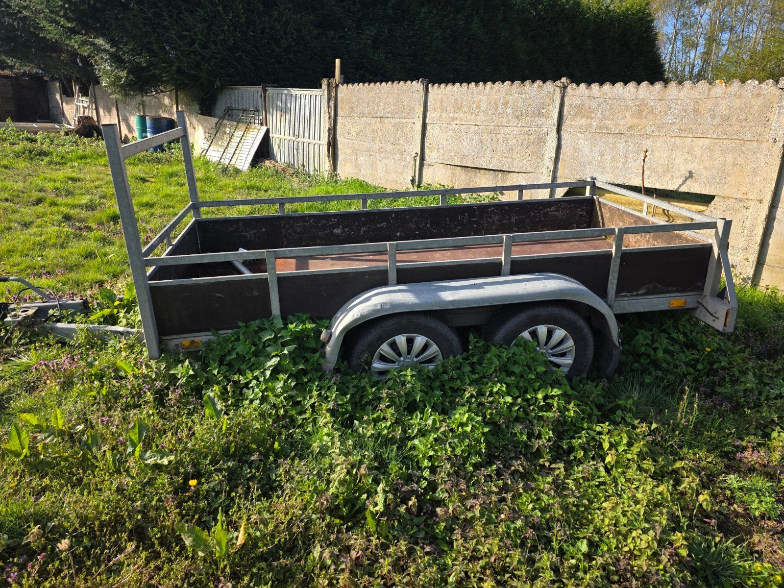 Geremde dubbelas 3m x1m25 met werk, Ophalen