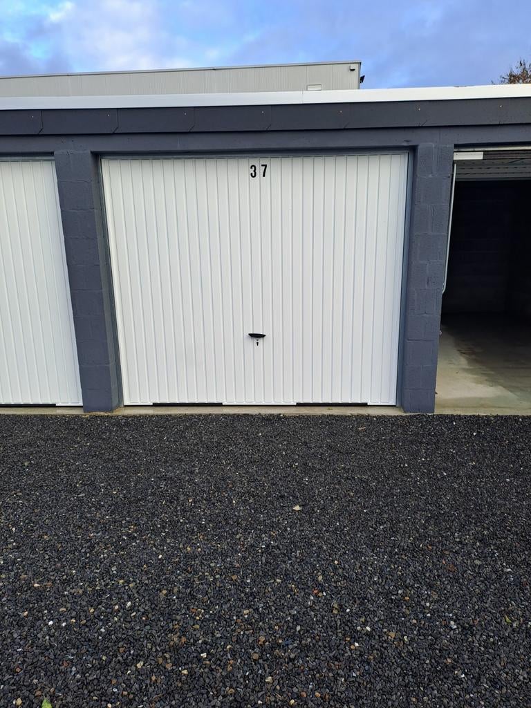 Garage a louer, Immo