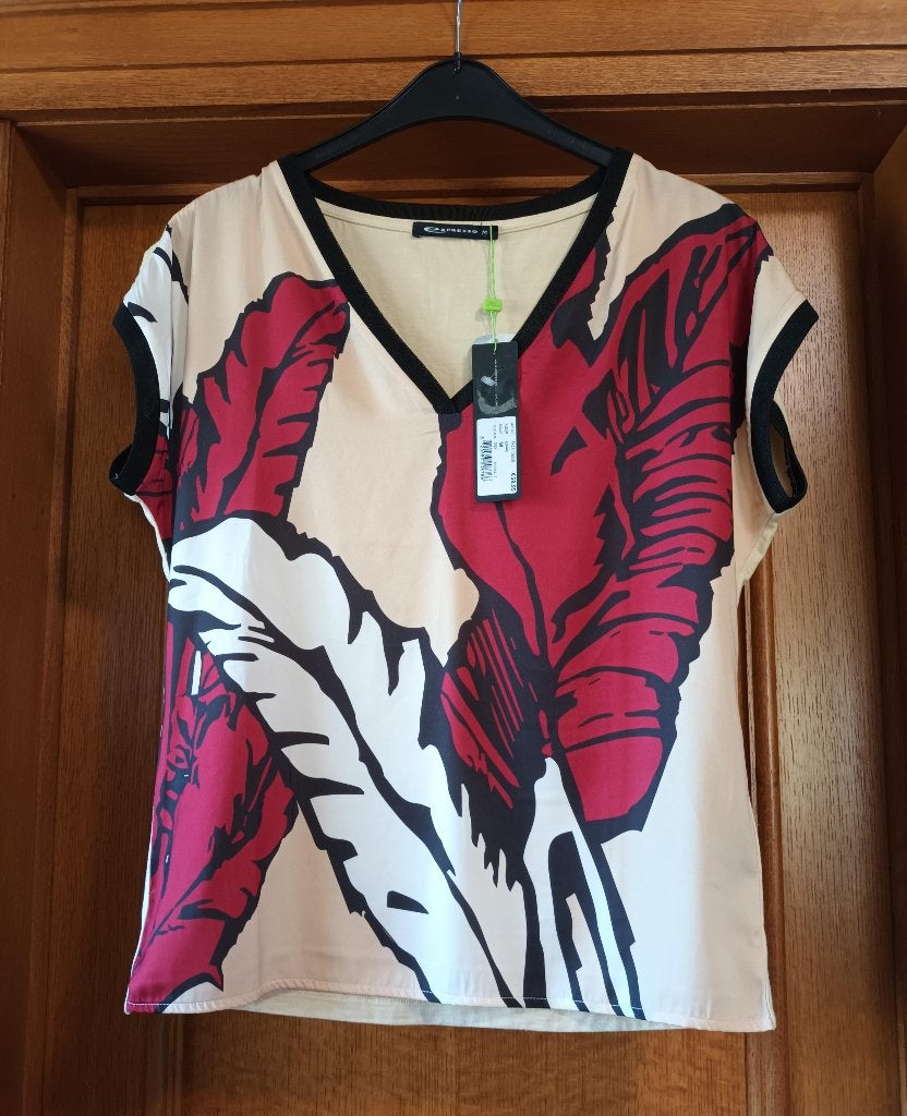 T shirt en broek (nieuw), Ophalen, Nieuw, Overige maten, Rood