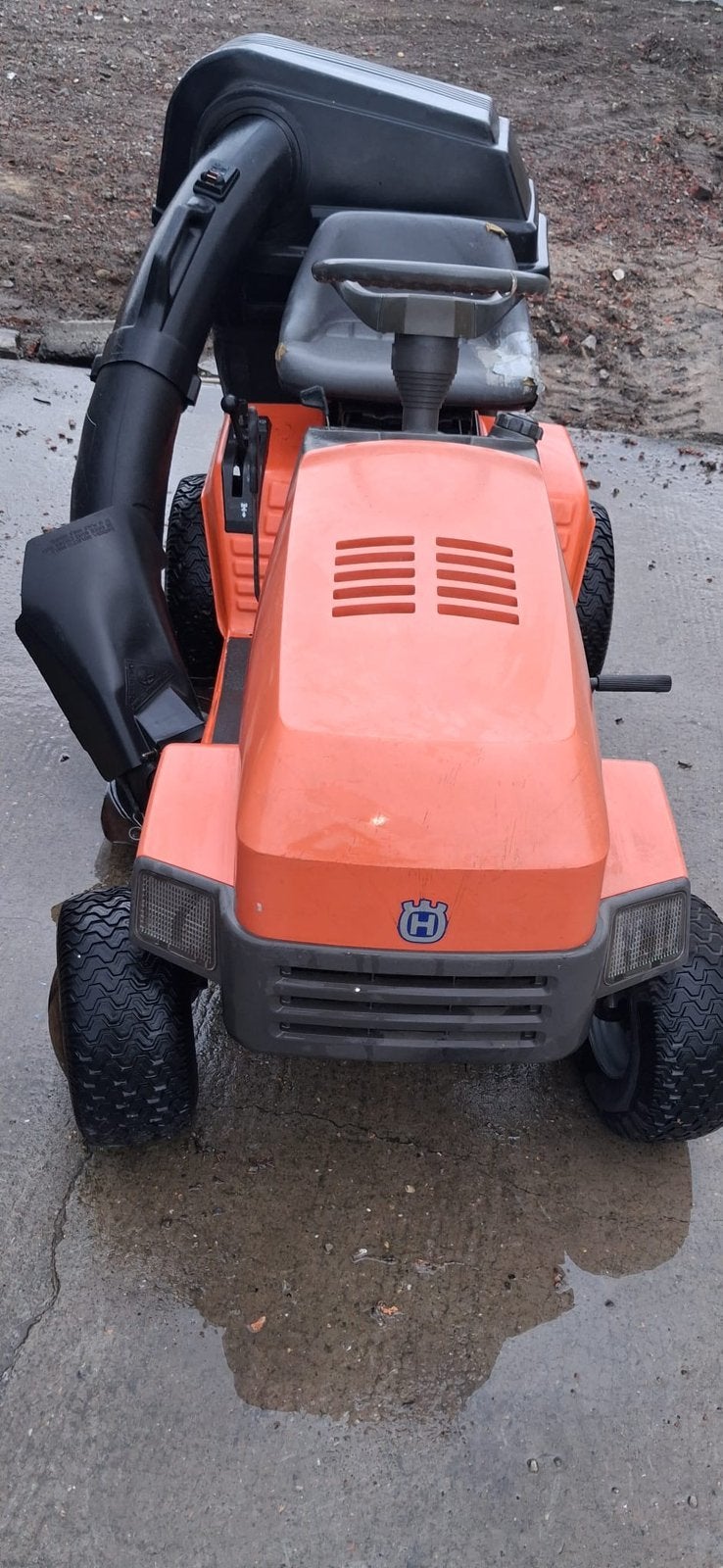 Husqvarna LT125 zitmaaier, Jardin & Terrasse, Enlèvement, Utilisé, Bac de ramassage