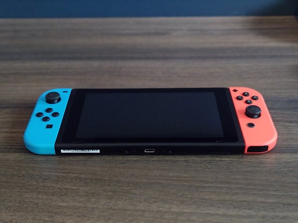 Nintendo Switch néon complète en boîte + étui officiel, Consoles de jeu & Jeux vidéo, Enlèvement ou Envoi, Utilisé