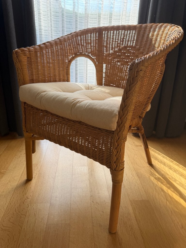 Rotan armstoel inclusief zitkussen - In PRACHTstaat!, Ophalen, Bruin, Riet of Rotan, Zo goed als nieuw