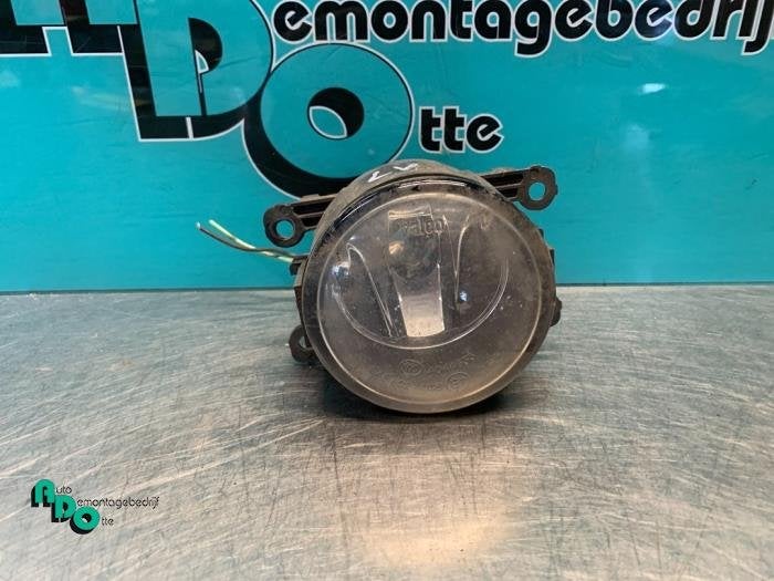 Feu antibrouillard avant gauche d'un Ford Focus (Focus 04-), -, 3 mois de garantie, -, -