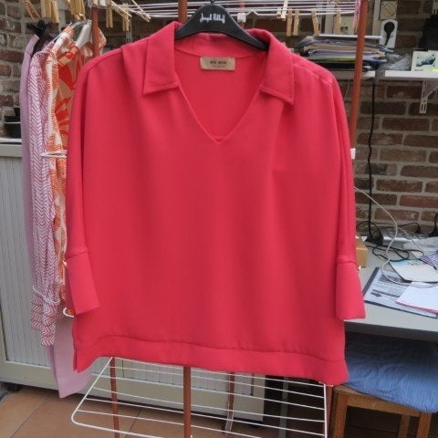 Blouse rood v-hals Mos Mosh mt L (42-44), Kleding | Dames, Mos Mosh, Maat 42/44 (L), Nieuw, Ophalen of Verzenden