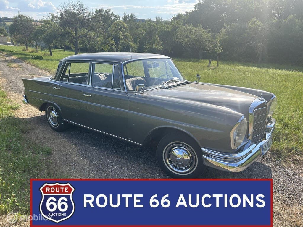 Mercedes-Benz 220 S | Route 66 Auctions, foto 7