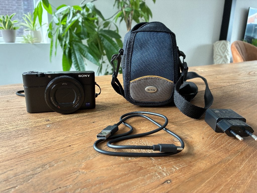 Sony RX100 III compactcamera – zo goed als nieuw, NFC, 20 mégapixels, Enlèvement ou Envoi, Comme neuf