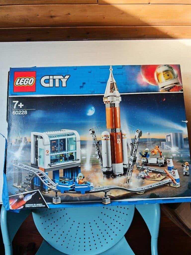 LEGO City 60228 – Deep Space Rocket and Launch Control, Kinderen en Baby's, Speelgoed | Duplo en Lego, Gebruikt, Lego, Complete set