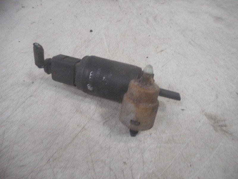 LAVE-GLACE POMPE AVANT + ARRIÈRE Volkswagen Fox (5Z), Volkswagen, Volkswagen AG, Utilisé, Kundenbetreuung@volkswagen.de