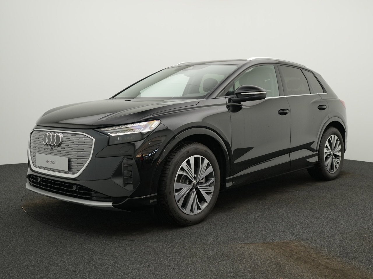 Audi Q4 e-tron 45 ADVANCED 82 KWH 286 PK, Automaat, Zwart, Elektrisch, Q4 e-tron