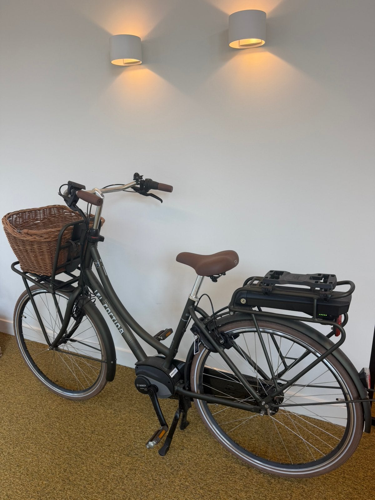 Elektrische fiets Cortina E-U40 green NIEUW, Ophalen, Zo goed als nieuw