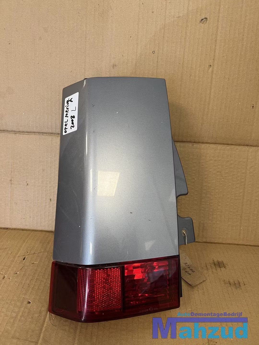 OPEL MERIVA A Links Grijs achterlicht kap afdekplaat, Opel Automobile GmbH, Opel, Bahnhofsplatz 1
65423  Russelsheim am Main, DE