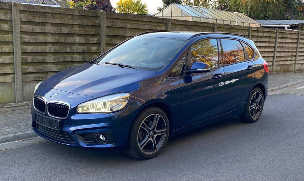 Bmw 218 active tourer, Auto's, BMW, Euro 6, Blauw, 2 Reeks Active Tourer, 5 zetels