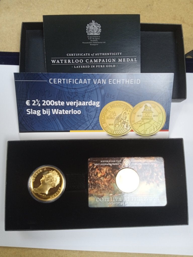 Médaille de la campagne de Waterloo et  2 1/2 euros Belgique, Envoi, Or, Série, Or