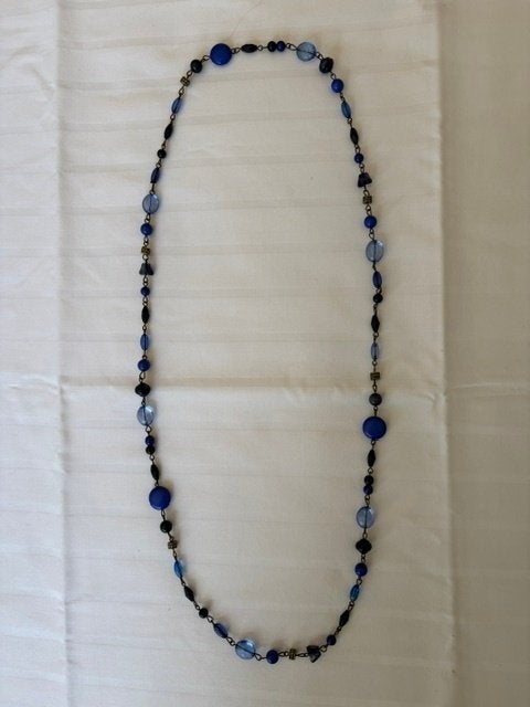 Lange Halsketting met Kralen, Handtassen en Accessoires, Ophalen of Verzenden, Zo goed als nieuw, Blauw, Kunststof