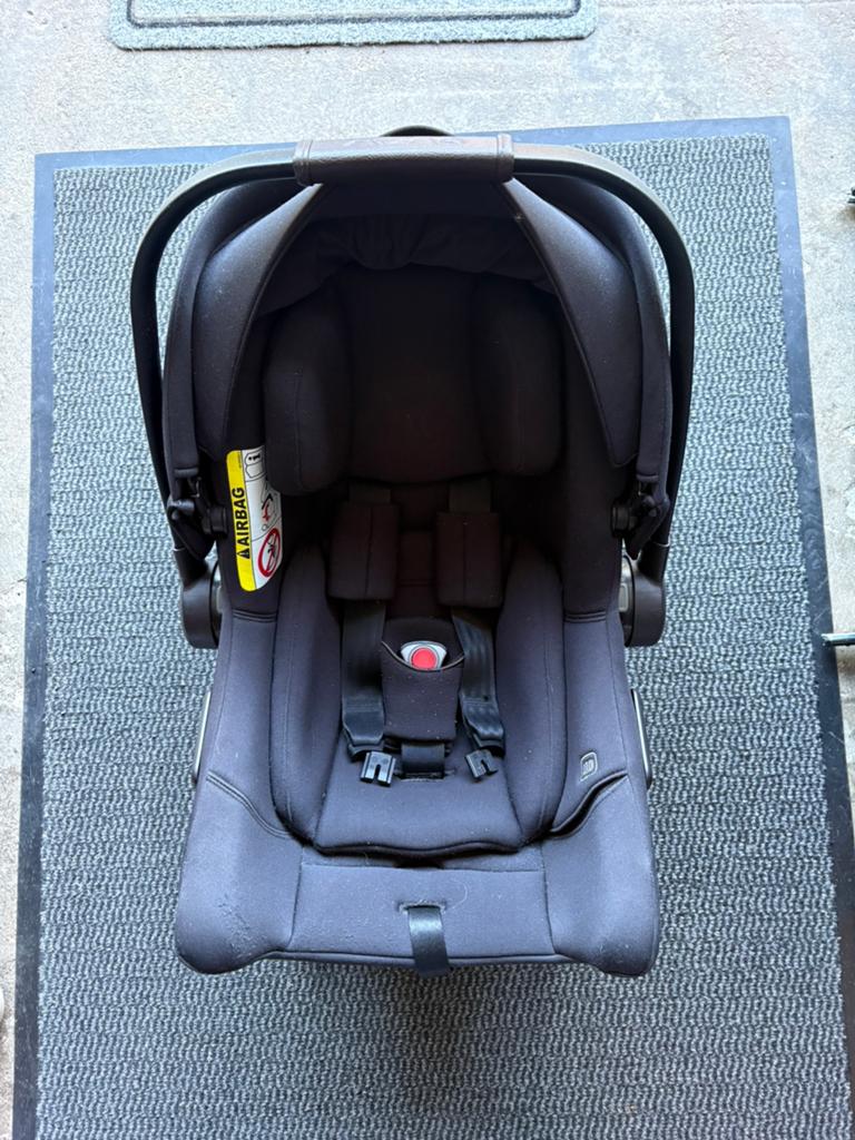 Maxi Cosy Nuva, Enfants & Bébés, Jumeaux & Naissances multiples, Utilisé, Enlèvement