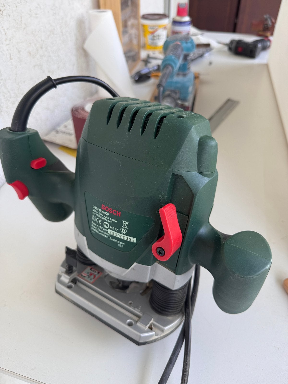 Bosch fraise POF 1100 AE, Bricolage & Construction, Enlèvement ou Envoi, Comme neuf