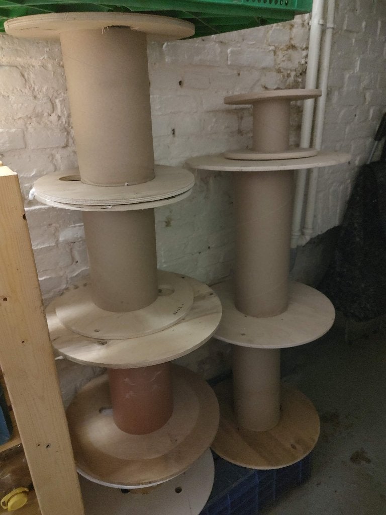houten haspels, 50 mm ou plus, Moins de 200 cm, Enlèvement, Utilisé