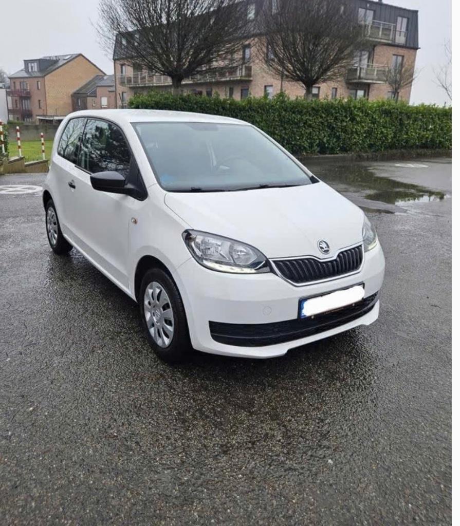 Skoda Citigo 2018 - 126k km - Technische controle 01/2027, Auto's, Skoda, Stof, Zwart, Wit, Handgeschakeld