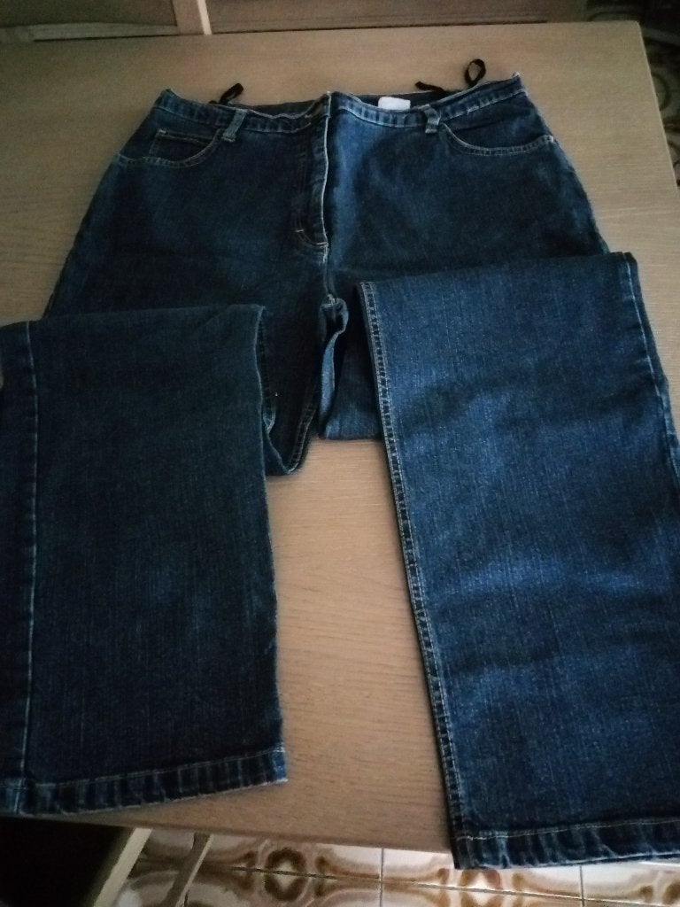 jeansbroek M&S maat 44 NIEUW, Blauw, Nieuw, Ophalen of Verzenden, W33 - W36 (confectie 42/44)