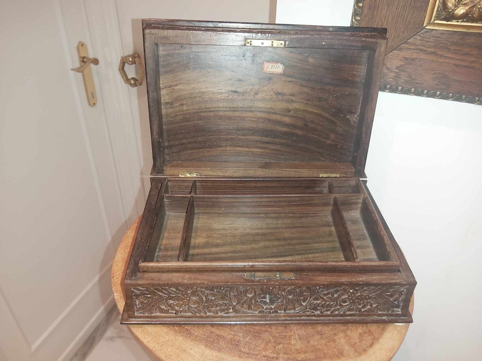 Prachtige Handgesneden Houten Sierkist – Uniek Vintage Verza, Huis en Inrichting, Woonaccessoires | Kisten, Ophalen of Verzenden